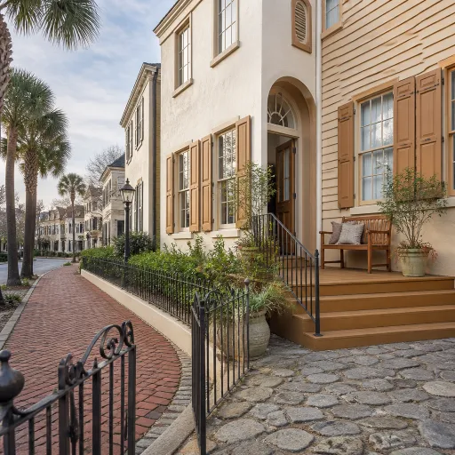 Refined stays at a Charleston hostel in the historic district